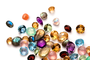 Что такое драгоценные и полудрагоценные камни?