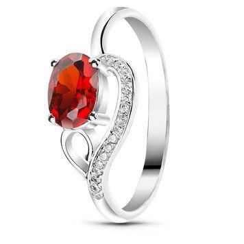 Серебряное кольцо с красным фианитом Феерия, 18, 56.6, 1.87