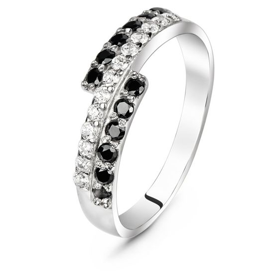 Серебряное кольцо с черным фианитом Ива, 15, 46.5, 1.80