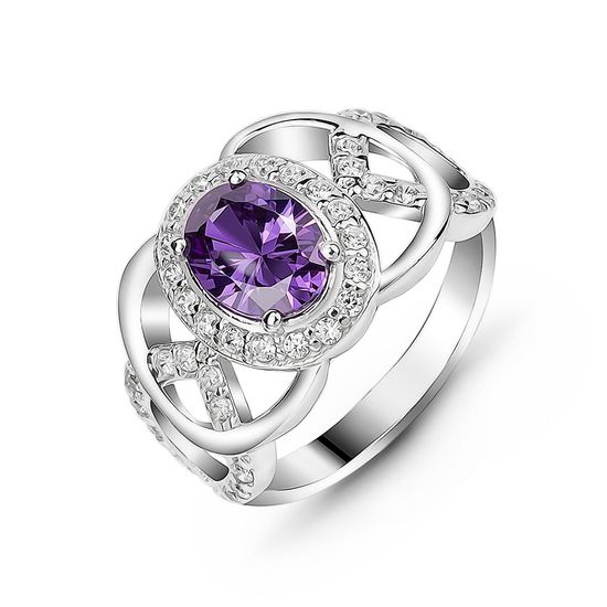 Серебряное кольцо с фиолетовым фианитом Винтаж, 3.96